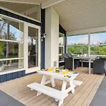 בית נופש 3 Bedroom Amazing In Stubbekøbing