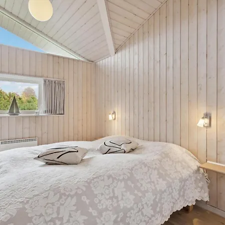 3 Bedroom Amazing In * Stubbekøbing