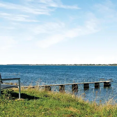 3 Bedroom Amazing In Stubbekøbing