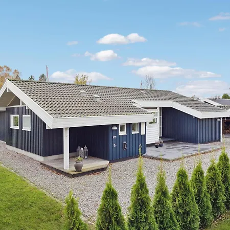 3 Bedroom Amazing In Vakantiehuis *
