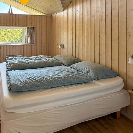3 Bedroom Amazing In Stubbekobing