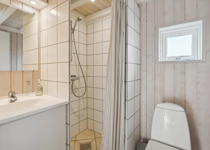 3 Bedroom Amazing In * Stubbekøbing